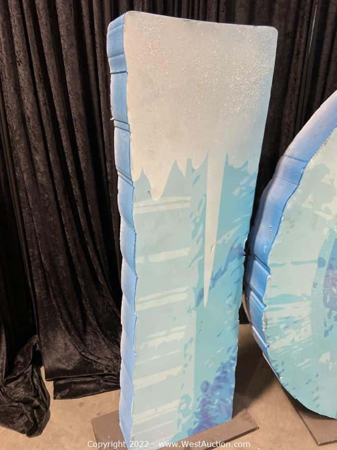Frozen Letter “I” | Rental Frozen Letter “I” | Rental