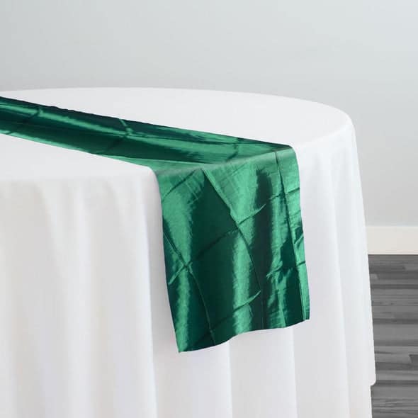 4″ Pintuck Taffeta Table Runner in Hunter Green | Rental 4″ Pintuck Taffeta Table Runner in Hunter Green | Rental
