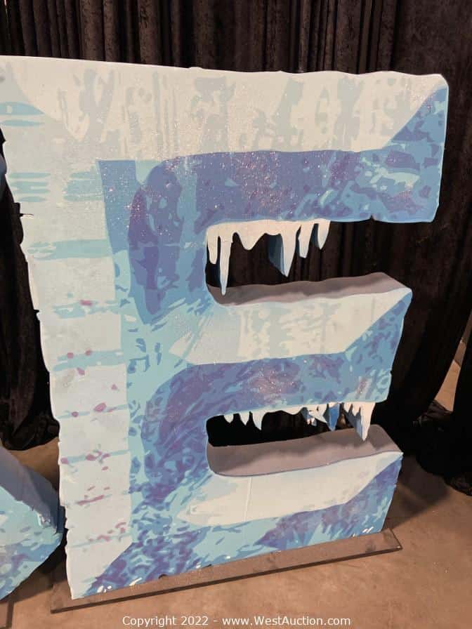 Frozen Letter “E” | Rental Frozen Letter “E” | Rental
